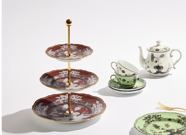 Oriente Italiano Castagna Etagere
