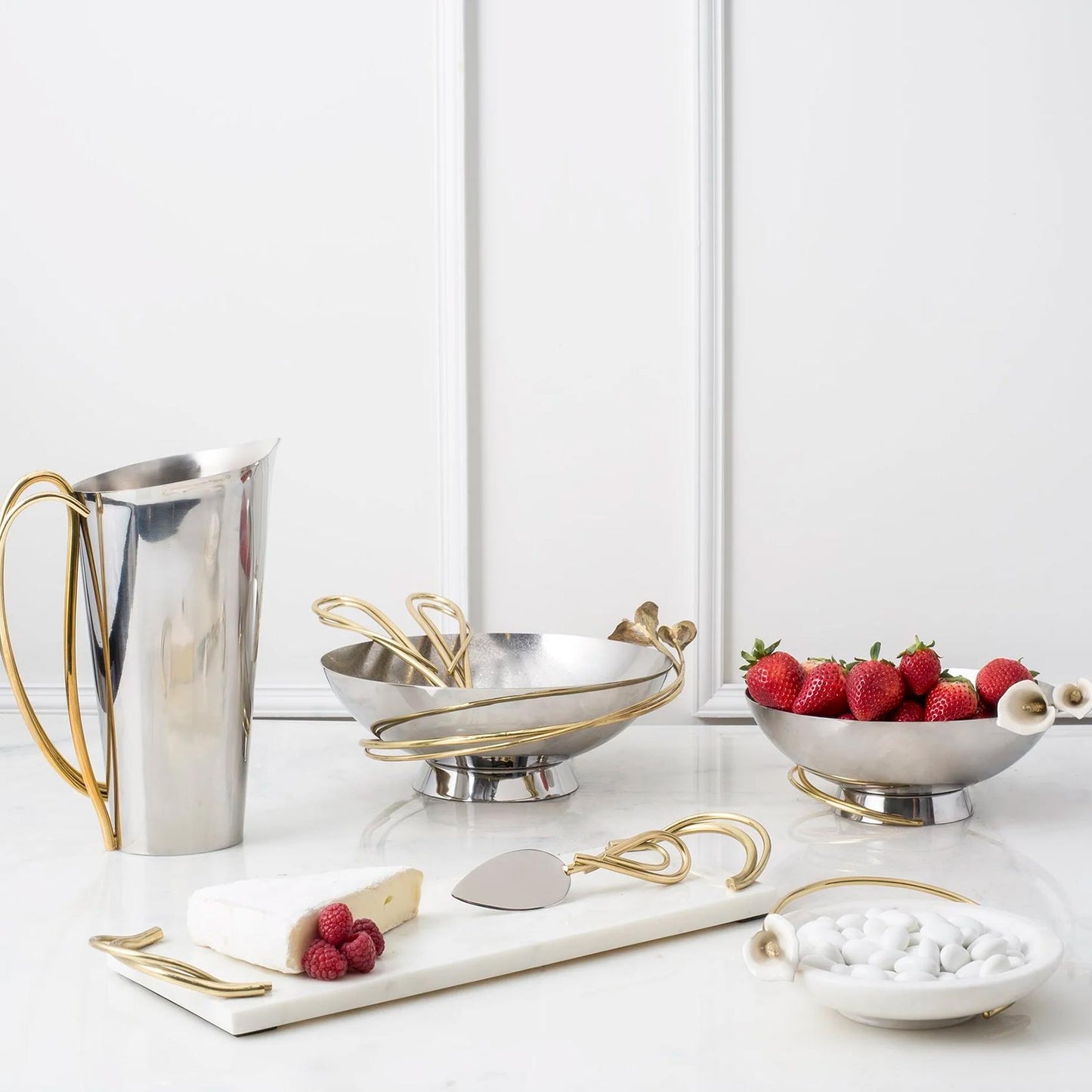 Calla Lily Small Cheese Board with Spreader