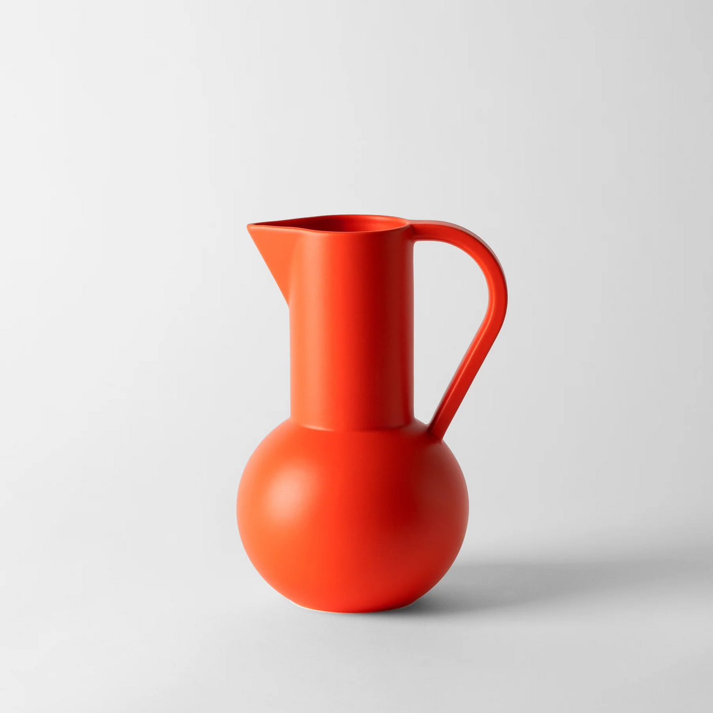 StrØm medium Jug Strong coral