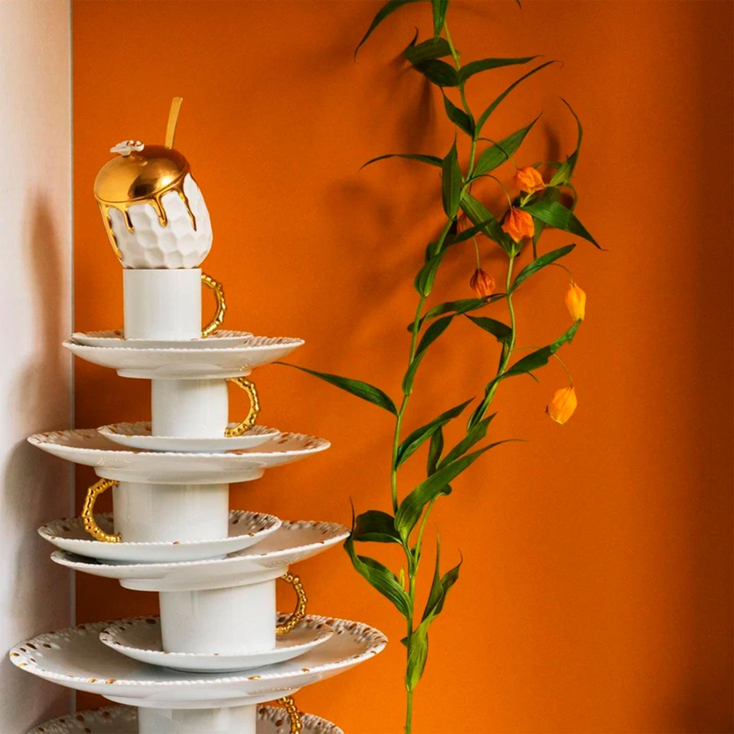 Beehive Honey Pot