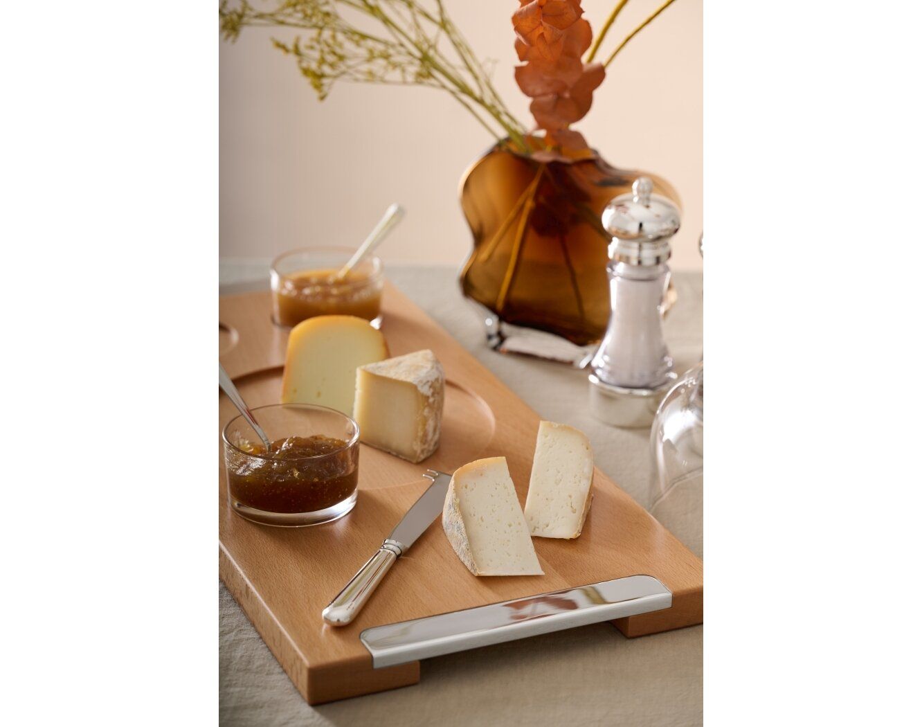 Essentia Wooden cheese set w/board dome and bowls