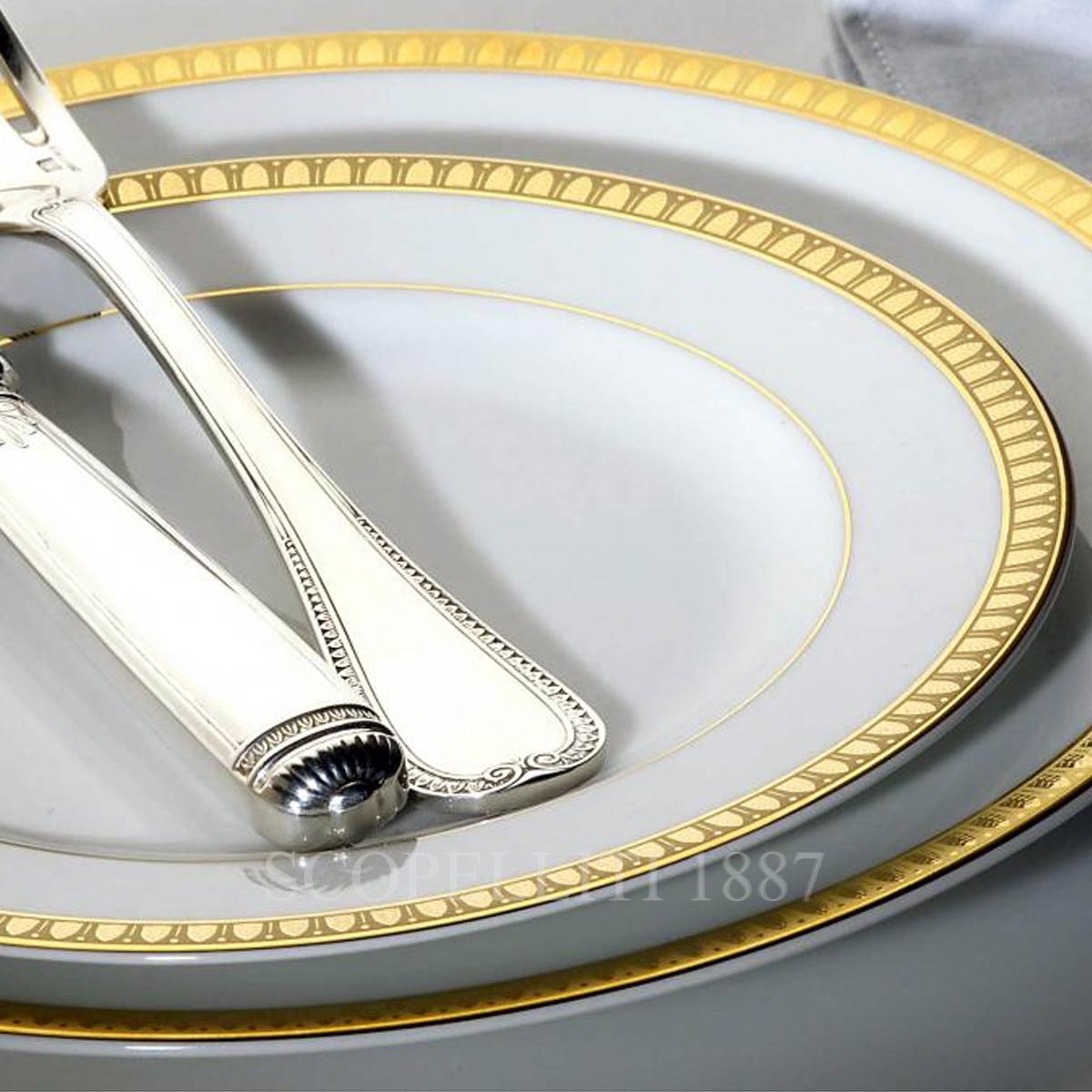 Malmaison or dessert plate