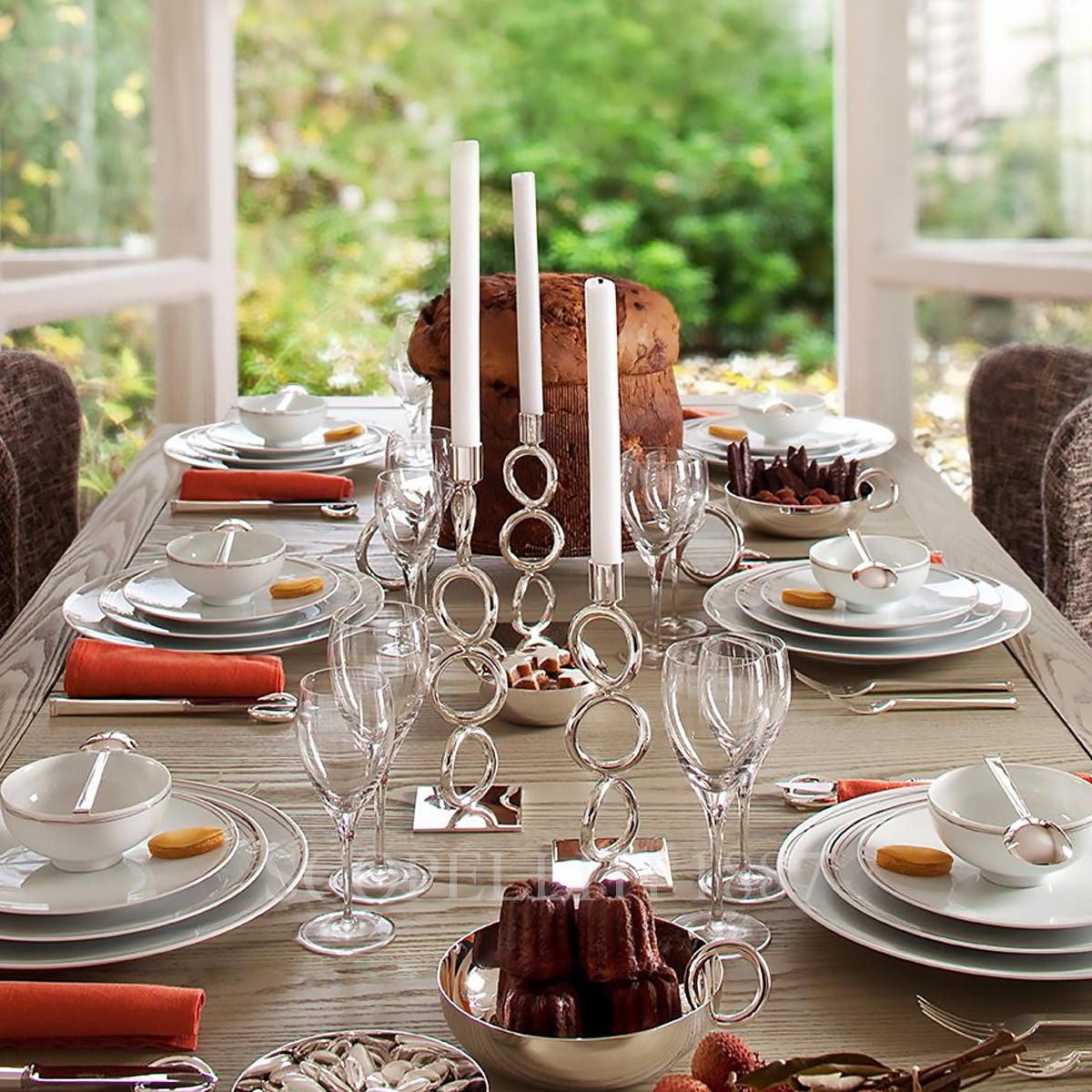 Vertigo silver-plated 3-ring candelabra