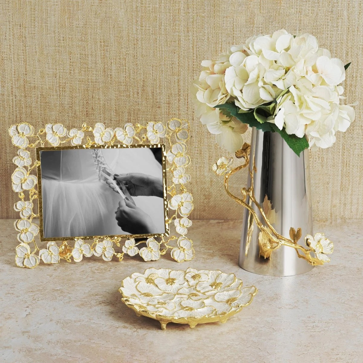 Orchid Sculpted Frame