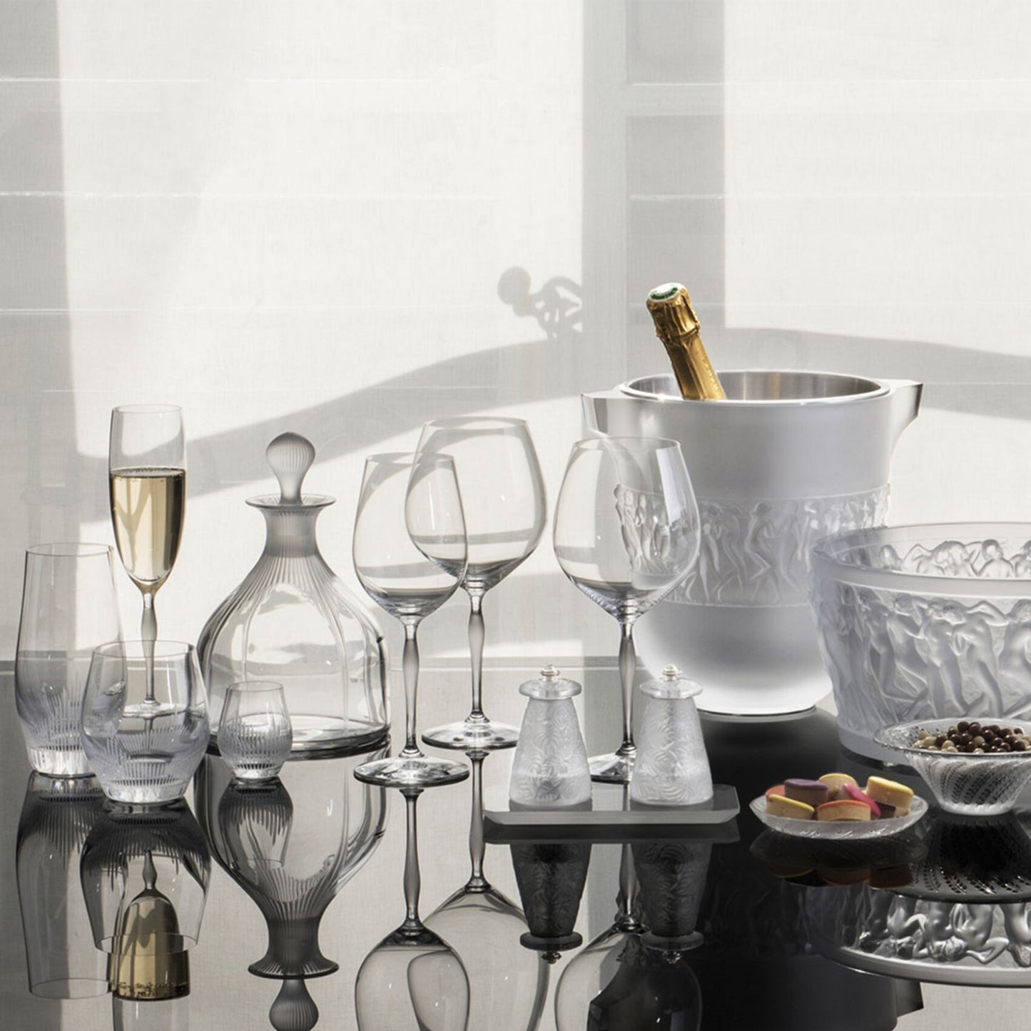 100 POINTS Champagne glass