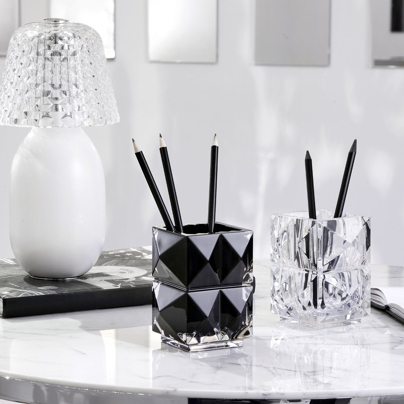Louxor -Pencil Holder Black