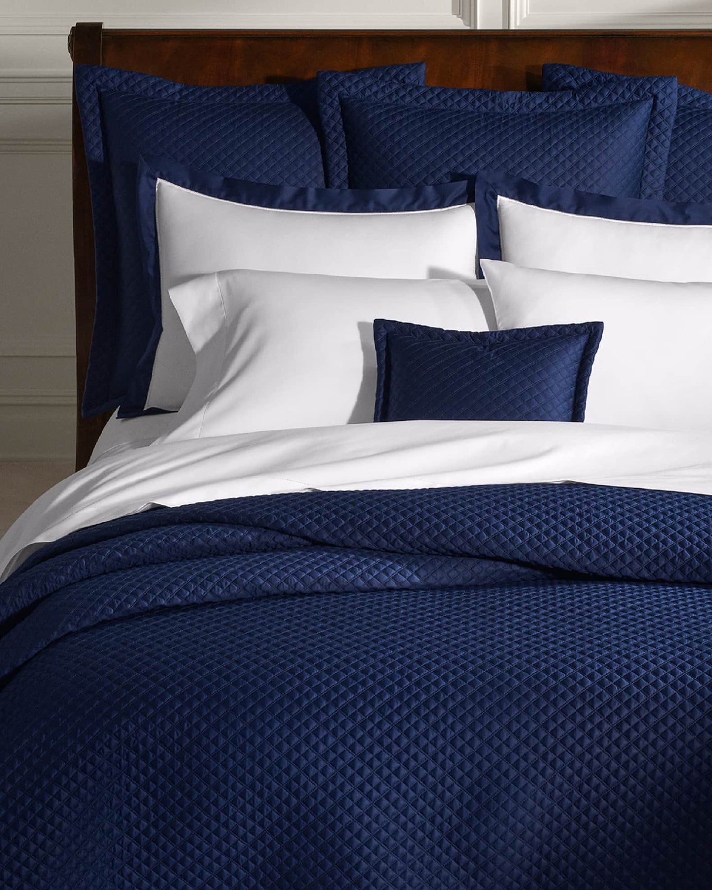 Argyle Navy Bedcover 275x235