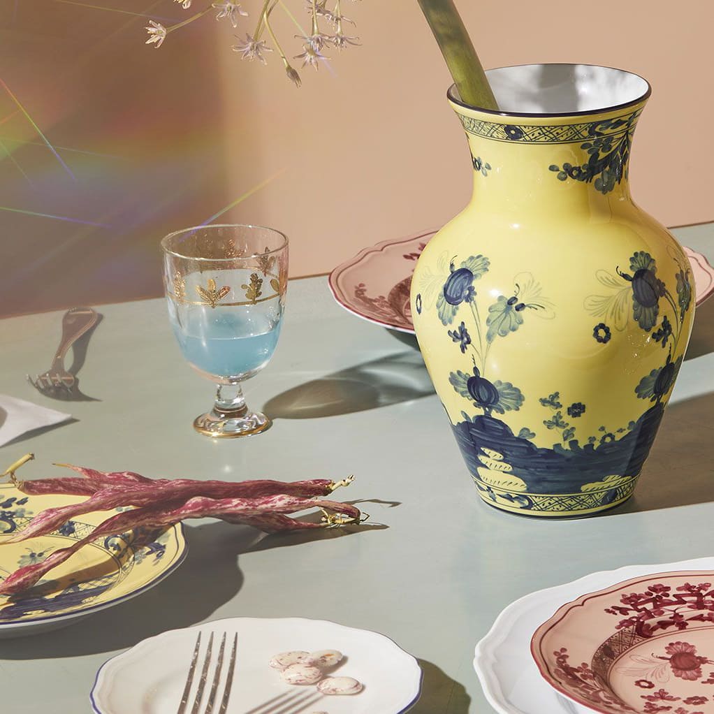 Oriente Italiano Citrino Vase
