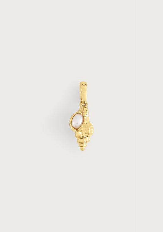 Milos Shell With Pearl Charm