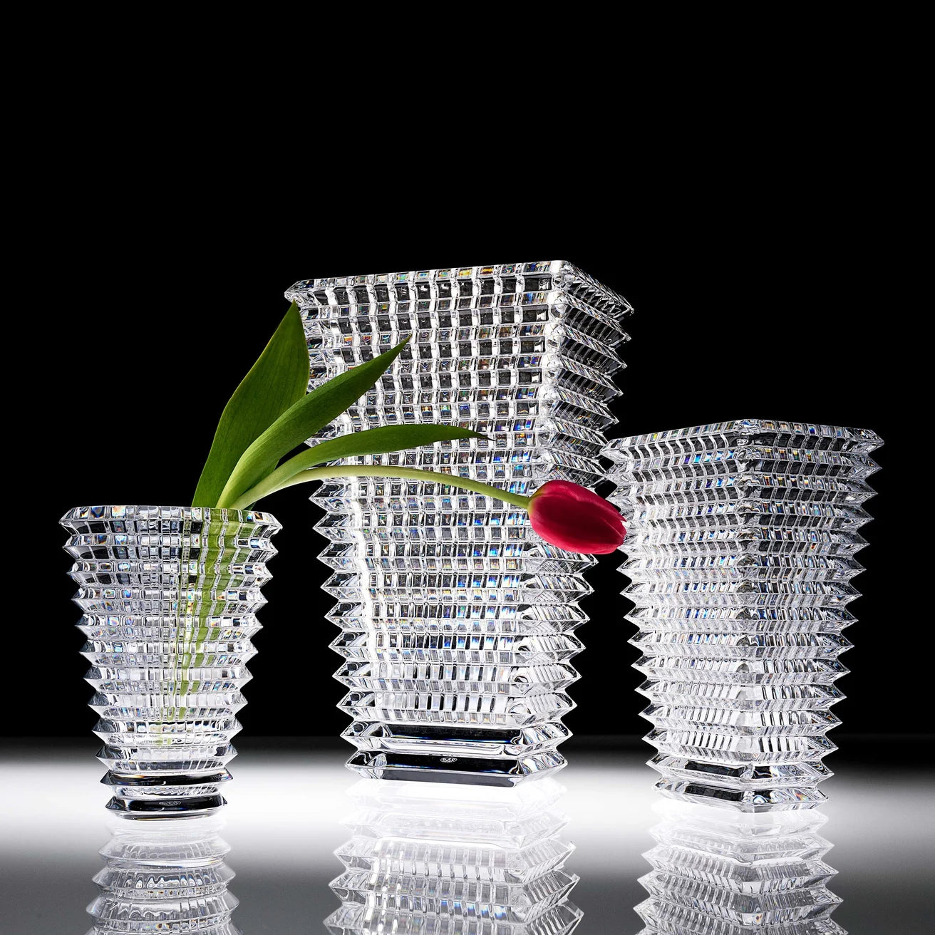 Eye Oval Vase M