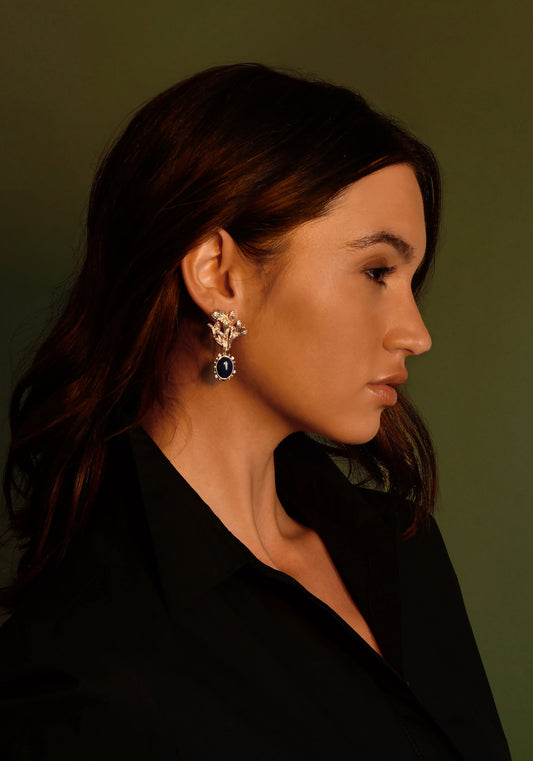 Ջրային ջրիմուռներ լյարդաքարով ականջօղերով