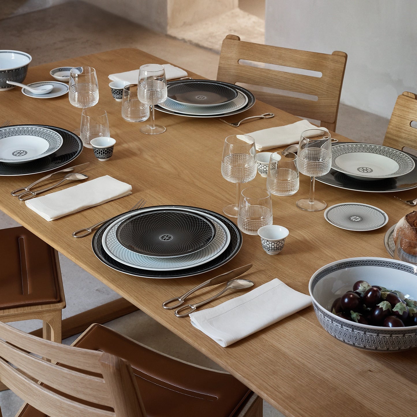 H Deco Salad Bowl
