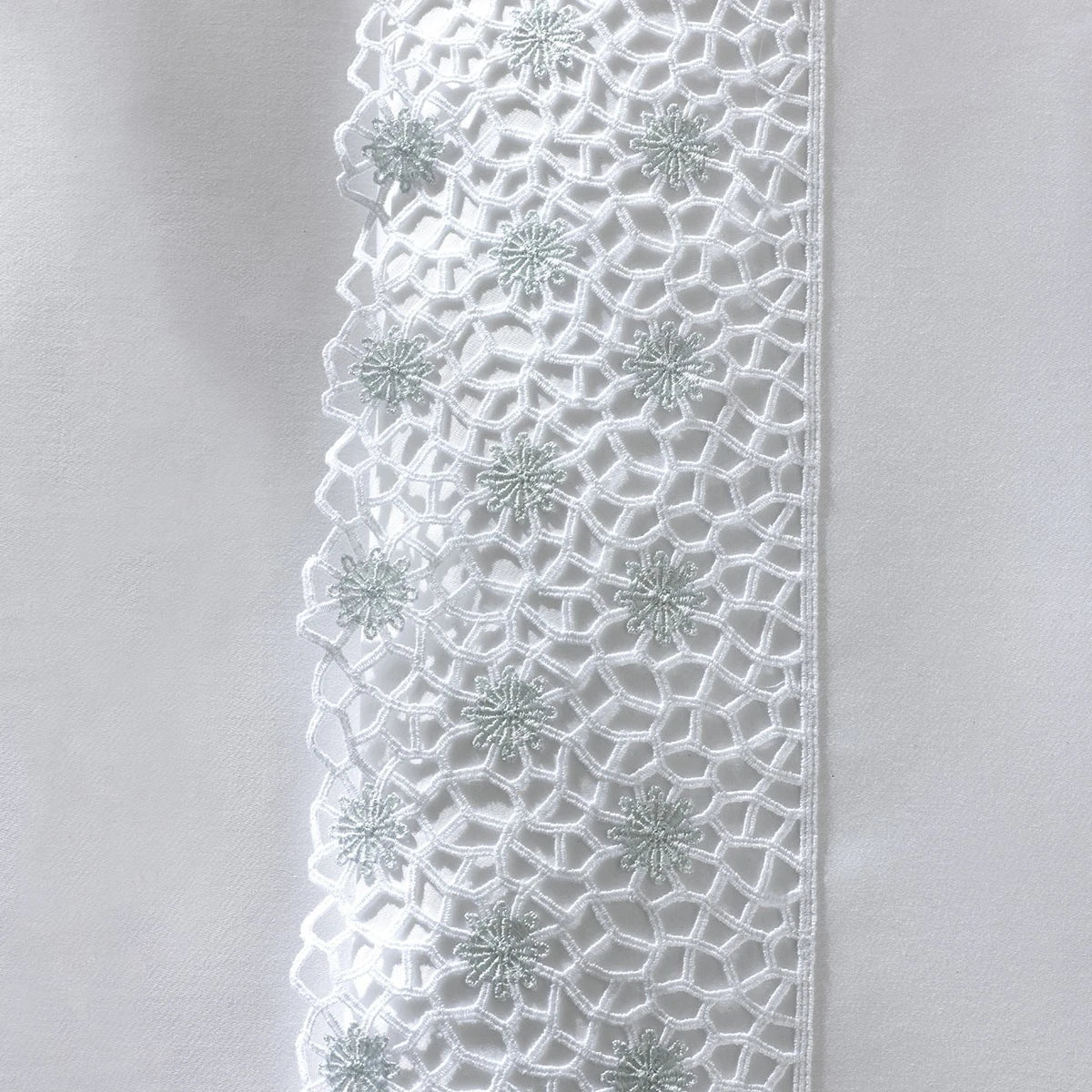 Secrete Argent Bed Collection