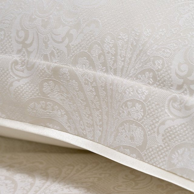 Divine Parru Bed Collection