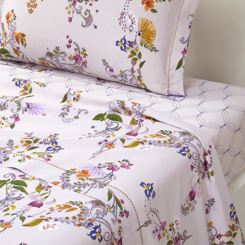 Romances Parru Bed Collection