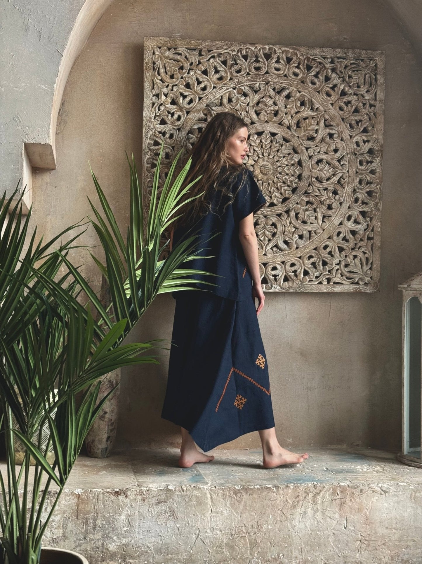 SANAHIN SET IN DARK BLUE