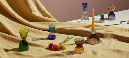 Թոմի գինու բաժակ