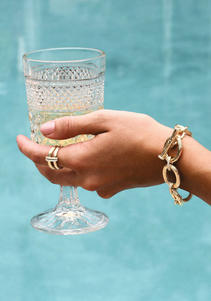 Կախարդական անտառային շղթայի կրկնակի մատանի