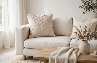 Miroir Nude Cushion Cover