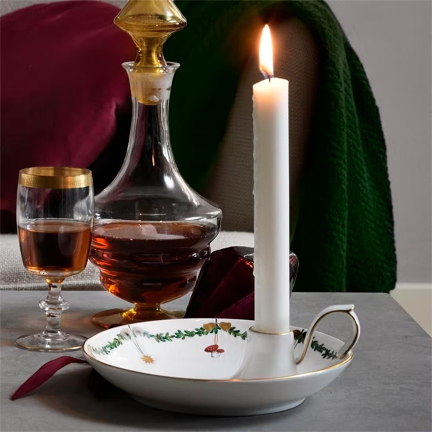 Star Fluted Christmas Candle Holder