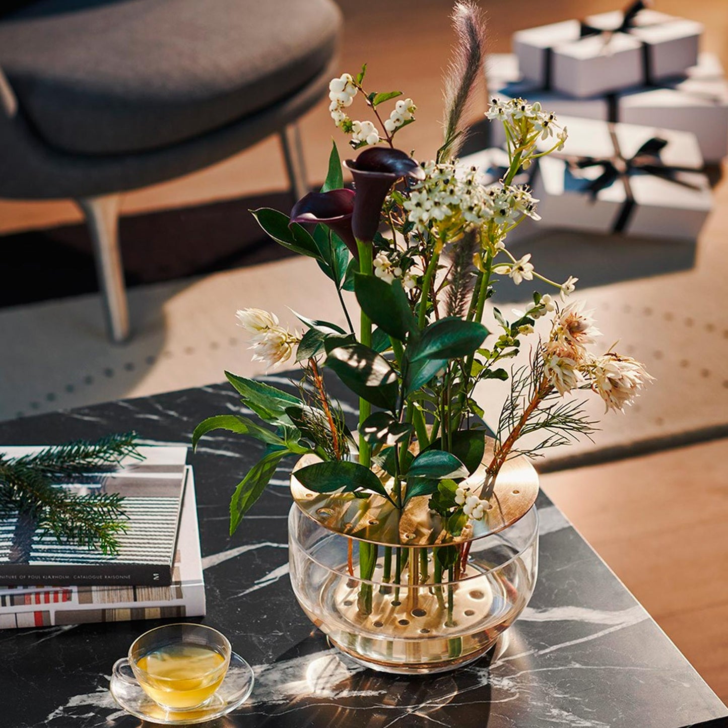 Ikebana Long Round Vase