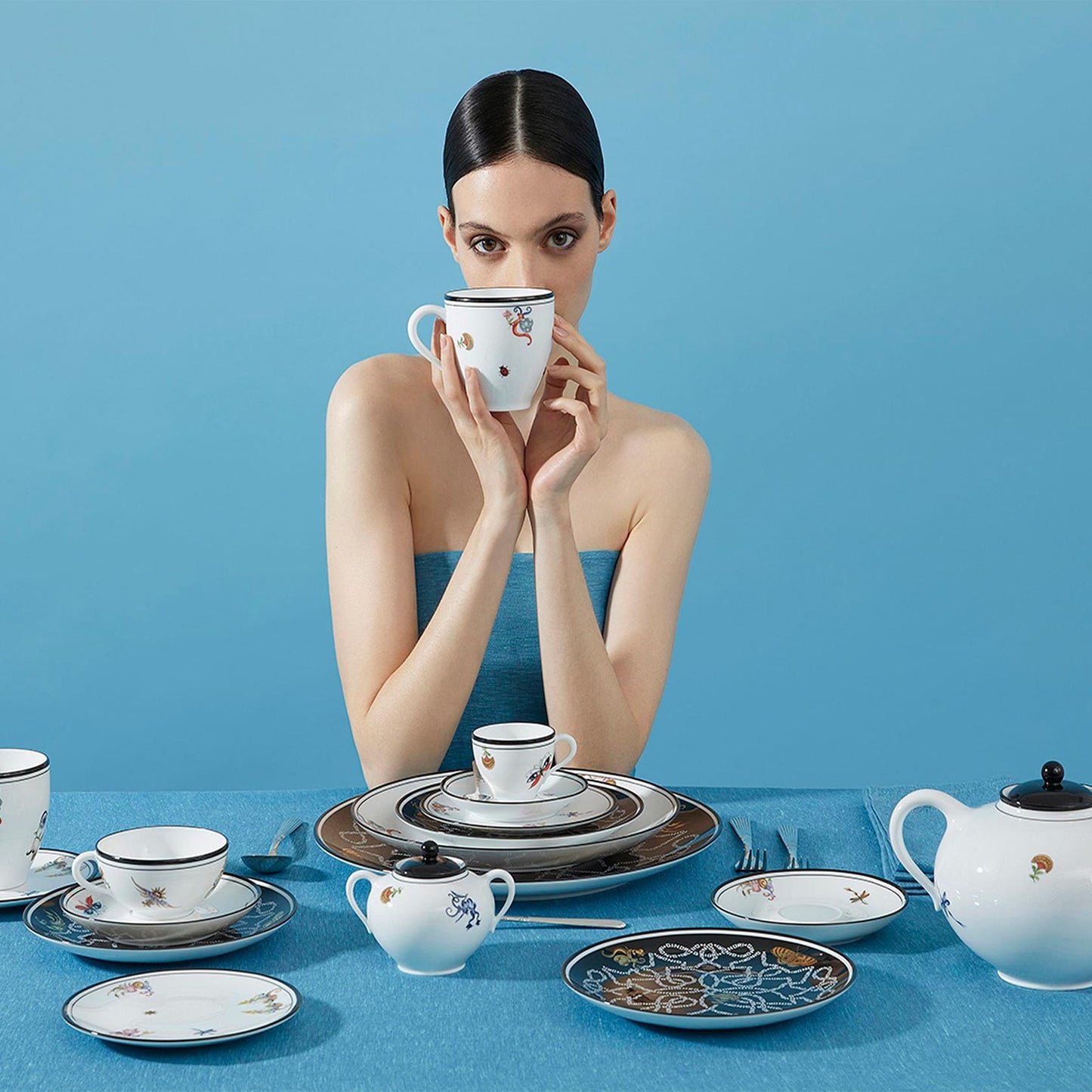 Arcadia  Set of  2 Tea Cups With  Saucers