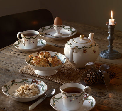 Աստղազարդ ծալքավոր Սուրբ Ծննդյան աման